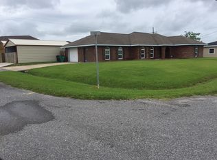 201 Lark Dr, Lockport, LA 70374
