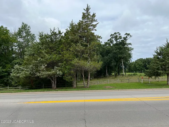 S Country Club Dr, Jefferson City, MO 65109