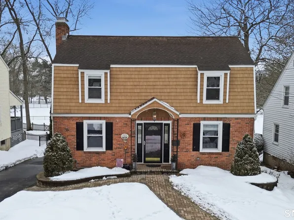 123 Argyle Avenue, West Hartford, CT 06107