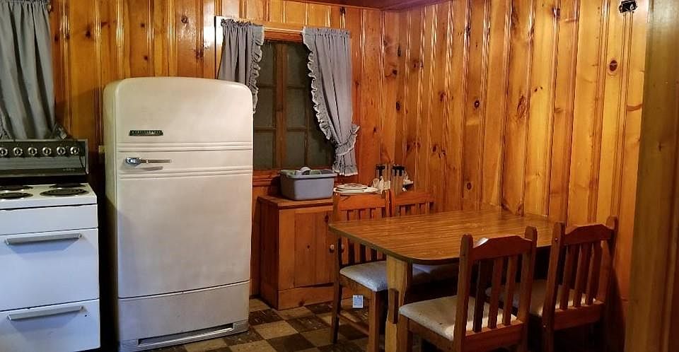 2nd image of 16 Bliss Rd
