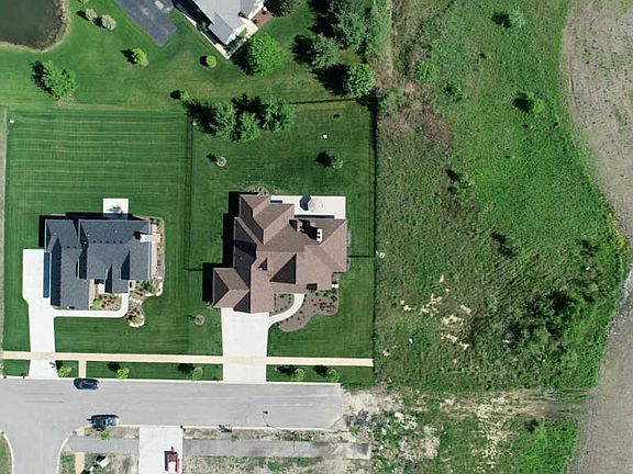 5th image of 14400 W Iz Brook Dr