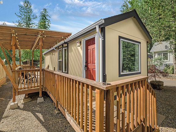 3rd image of 32700 SE Leewood Ln #Rv10