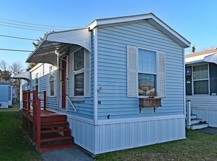 1044 Phillips Rd #18, New Bedford, MA 02745