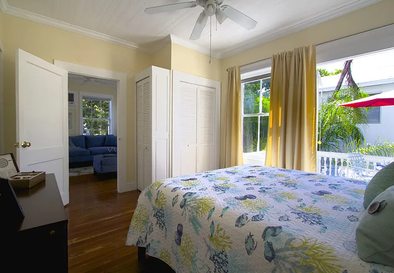 327 Margaret St #3 — Photo 9
