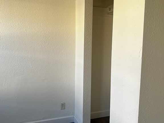 3rd image of 263 W 41st St #3