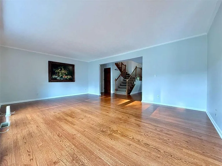 8710 Mount Rushmore Dr — Photo 8