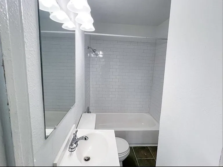11 Norwood St #8 — Photo 8
