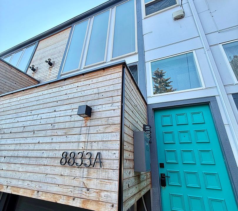1st image of 8833A Midvale Ave N