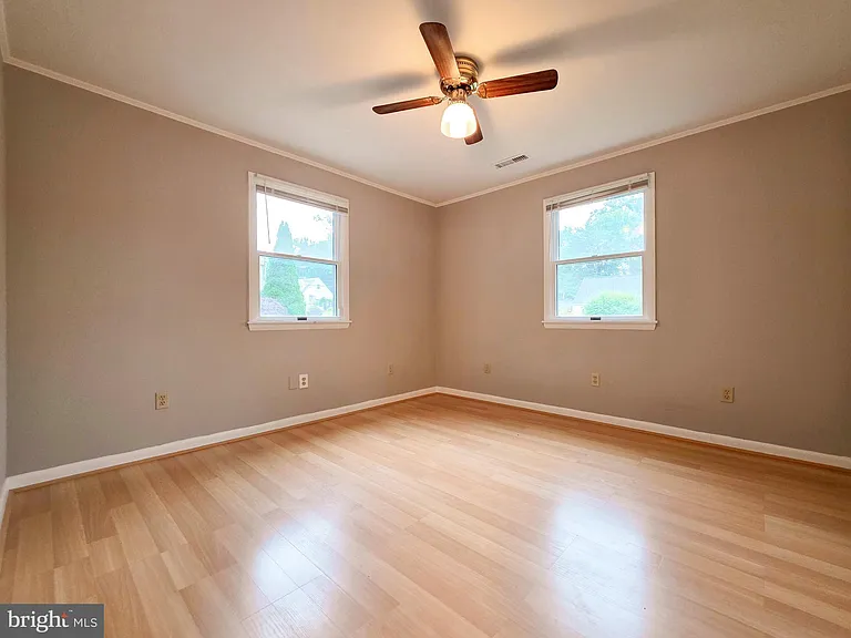 2419 Fairhaven Ave — Photo 14