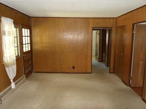 2nd image of 1333 N Linden Ave