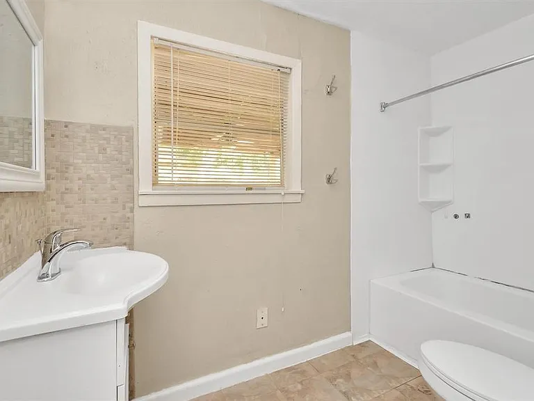 6610 Granite St — Photo 10