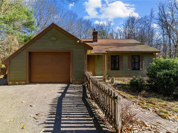 205 Collins Taft Rd, Burrillville, RI 02830