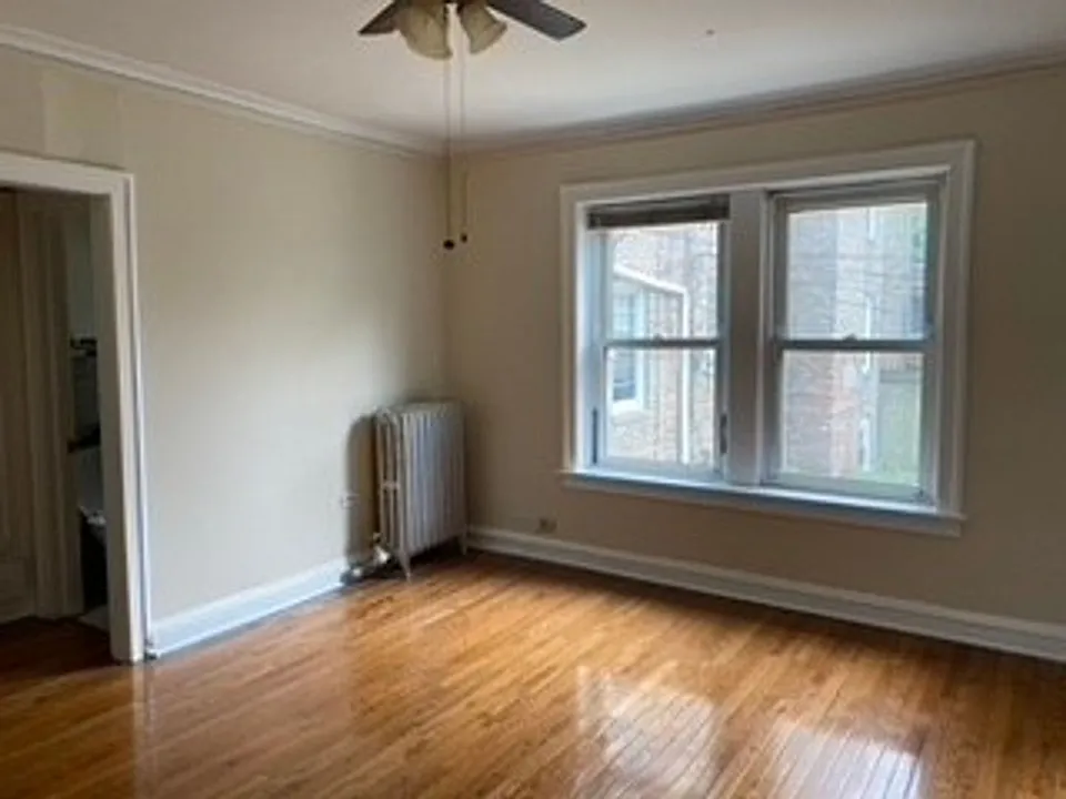 4024 N. Ashland