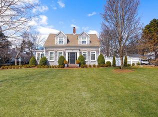 65 Cottage St, Hingham, MA 02043