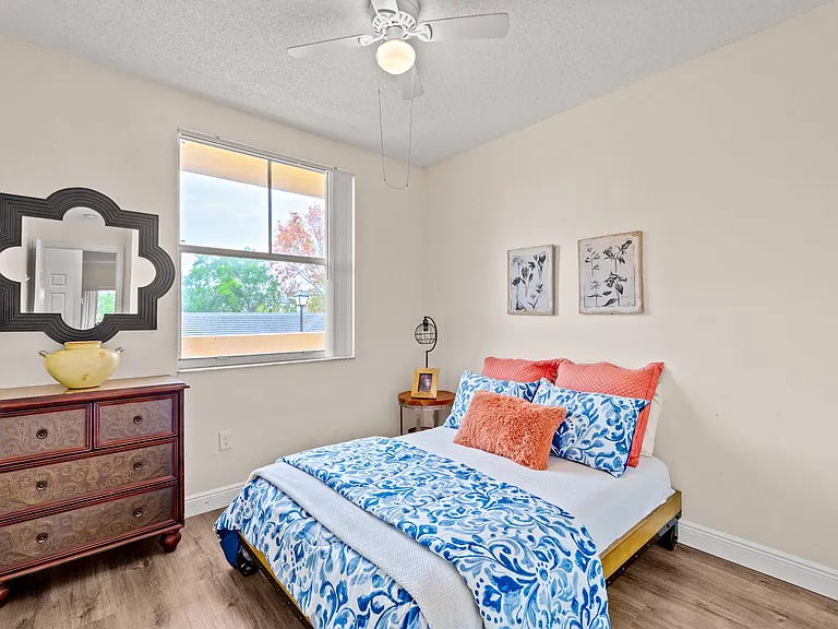 2080 Greenview Shores Blvd #414 — Photo 8