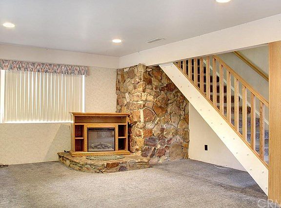 3rd image of 1001 W Country Club Blvd