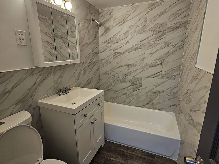276 Prospect St #1E — Photo 2