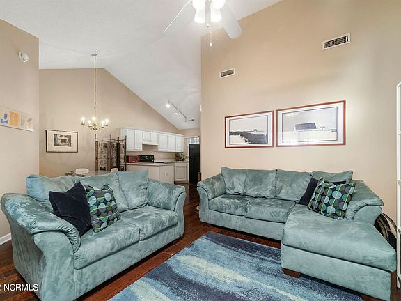 5th image of 3863 Merestone Dr