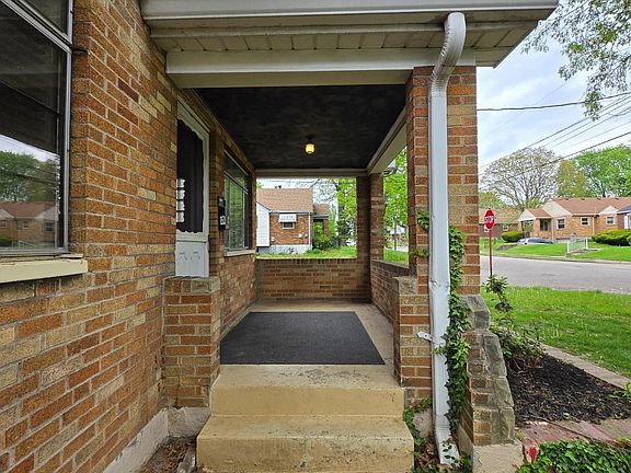 4th image of 6275 Graceland Ave
