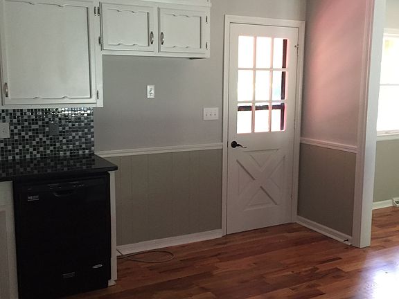 2nd image of 2631 SE Bennett Dr