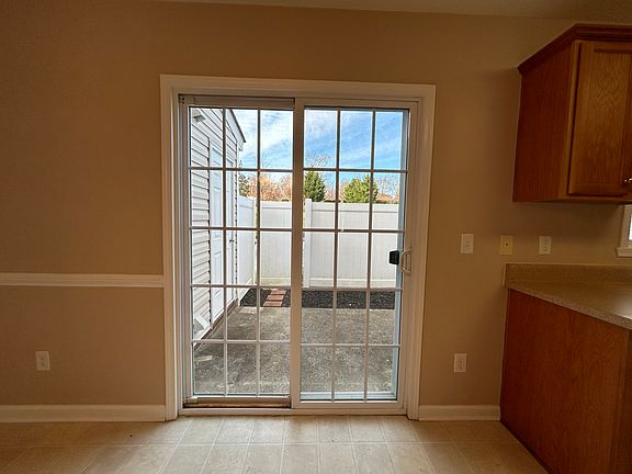 4th image of 3703 Spanish Peak Dr