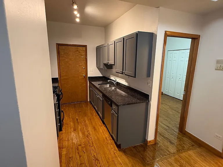6355 N Lakewood Ave #1E — Photo 15