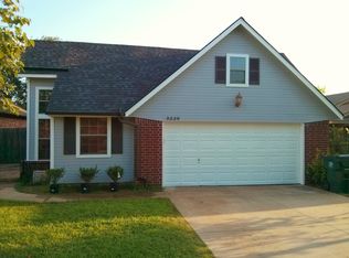 9228 Orange Dr, Midwest City, OK 73130