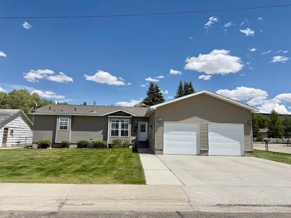 201 Beryl St, Kemmerer, WY 83101