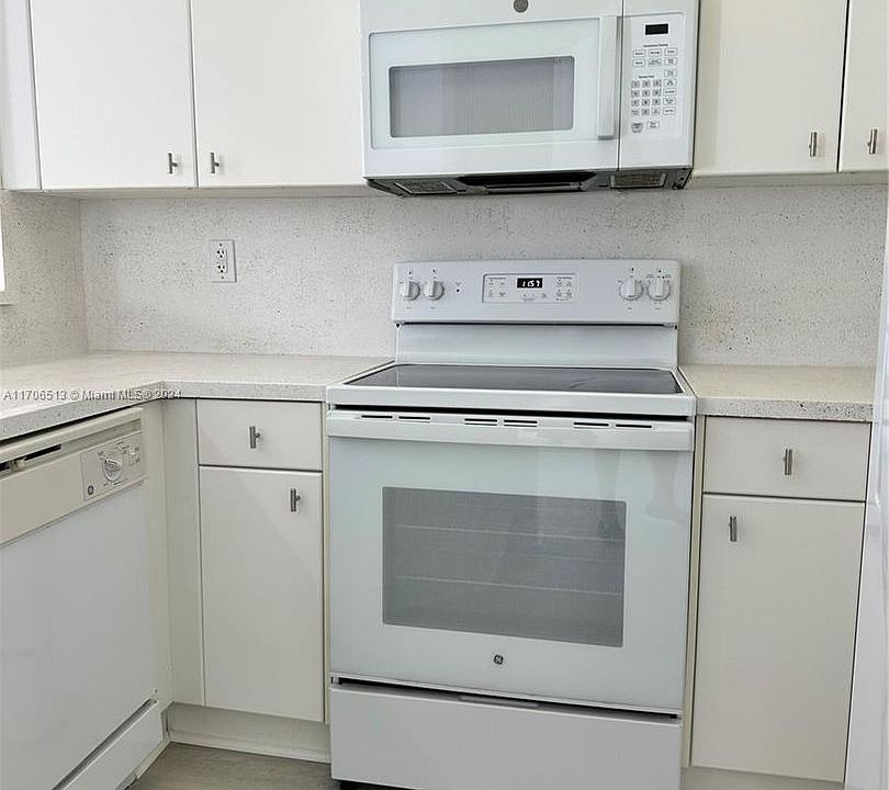 1st image of 8165 NW 108th Ave