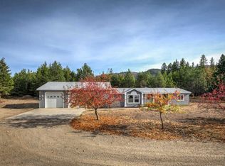 1343 Hoop Loop, Priest River, ID 83856