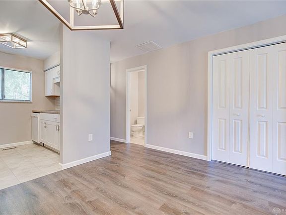 4th image of 7859 Betsy Ross Cir