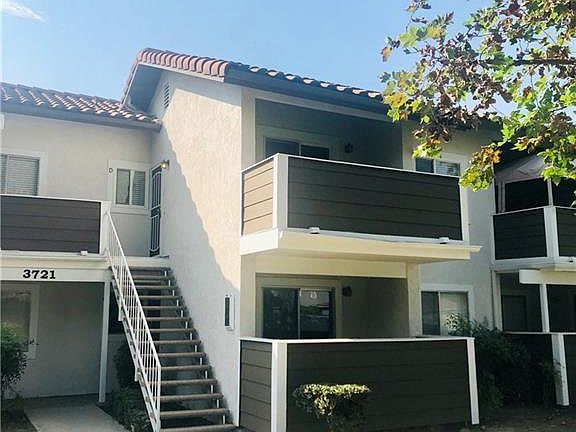 4th image of 3721 Country Oaks Loop Unit D