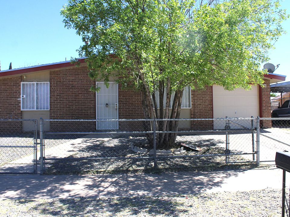 1st image of 10736 Obsidian St