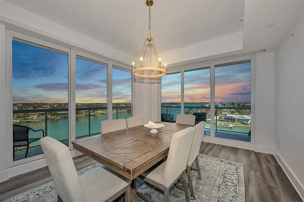 3 bed, 2.0 bath, 1815 sqft, $7,500 — Photo 4