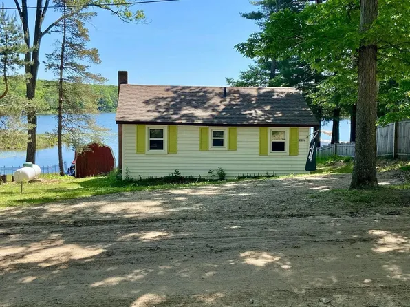 2550 E Island Dr, Harrison, MI 48625