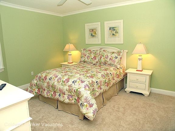 5th image of 8 60th St Unit 303