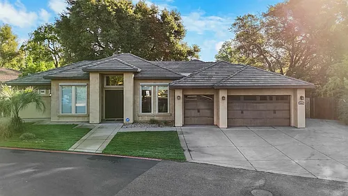 8856 Venikov Pl Photo 1