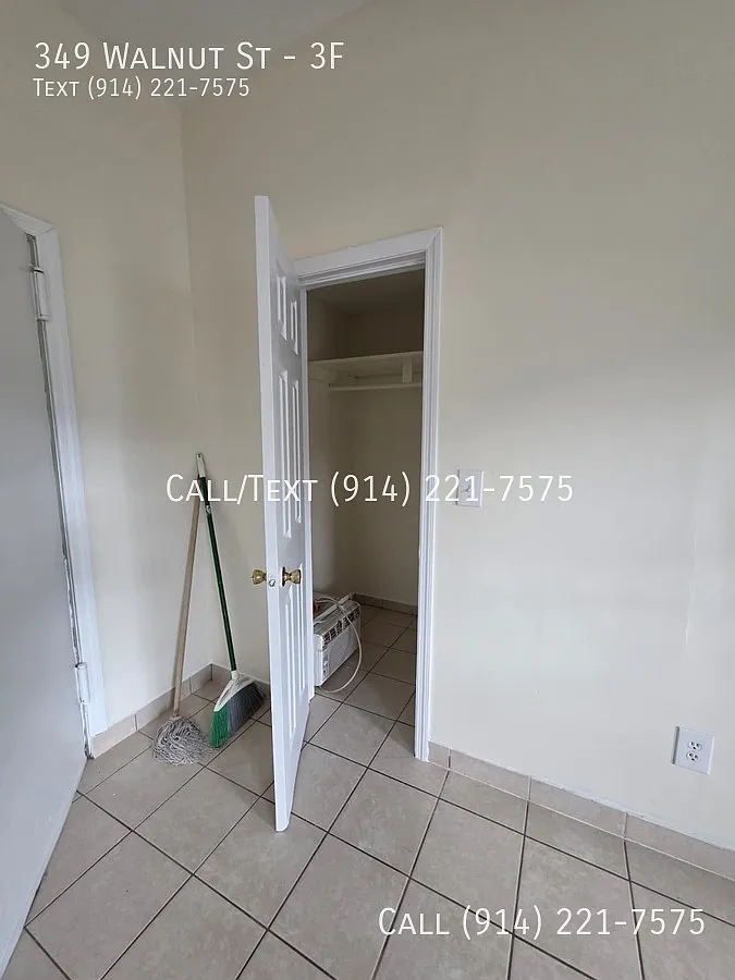 Building Photo - 349 Walnut St #3F