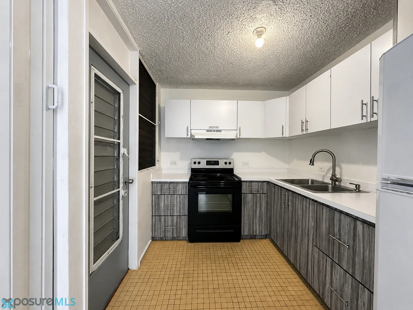 3 bed, 2.0 bath, 900 sqft, $1,250 — Photo 4