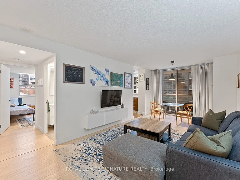 323 Richmond St E #412 — Photo 3