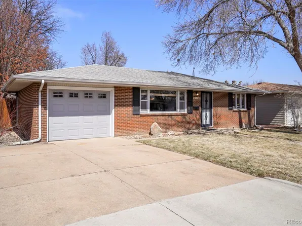 1442 Sharpe Place, Longmont, CO 80501