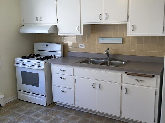 4th image of 8309 Keating Ave #1C