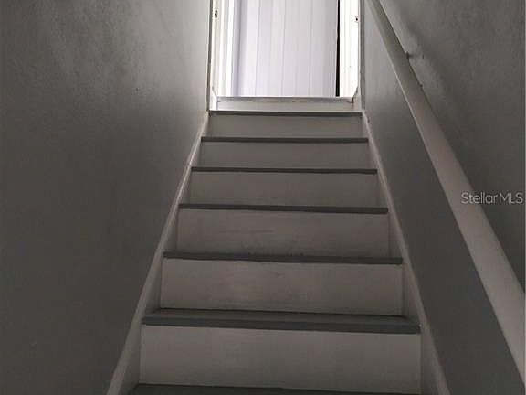 5th image of 131 W Charlotte Ave