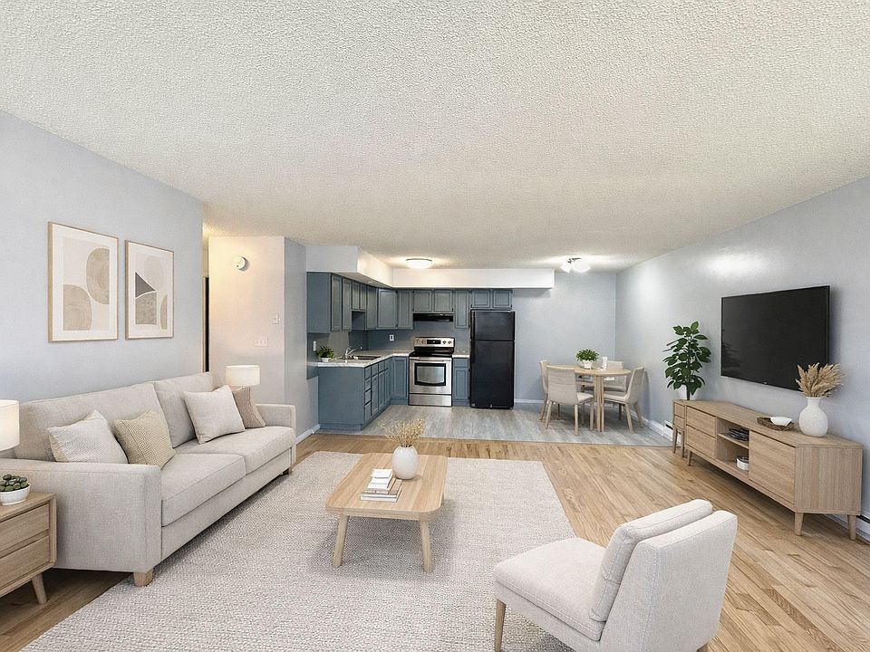 1st image of 26 Independence Rd #10