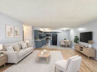 26 Independence Rd #12, East Stroudsburg, PA 18301