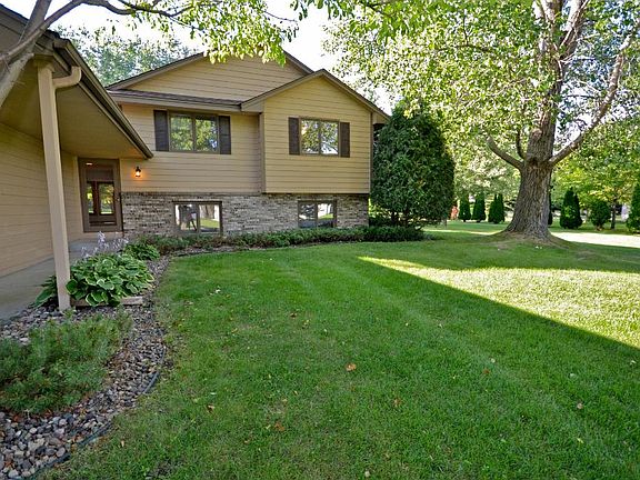 2nd image of 508 Wood Way