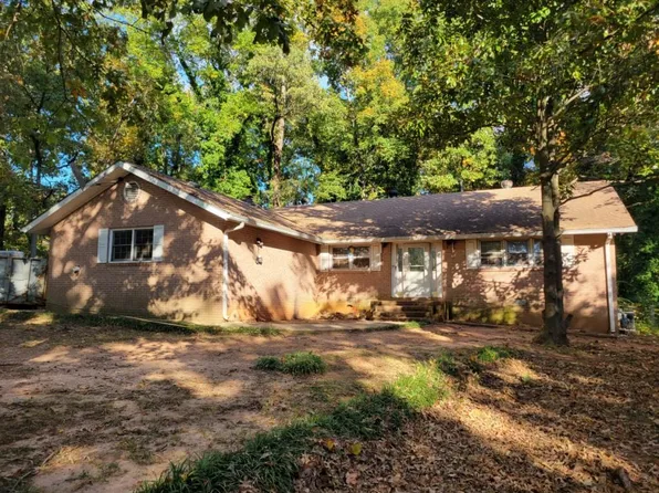 7944 Wright Cir, Jonesboro, GA 30236