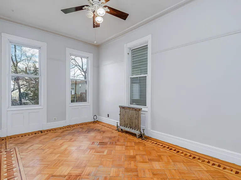 100 Clerk St #1 — Photo 4