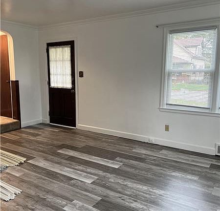 2nd image of 130 W McConnell Ave