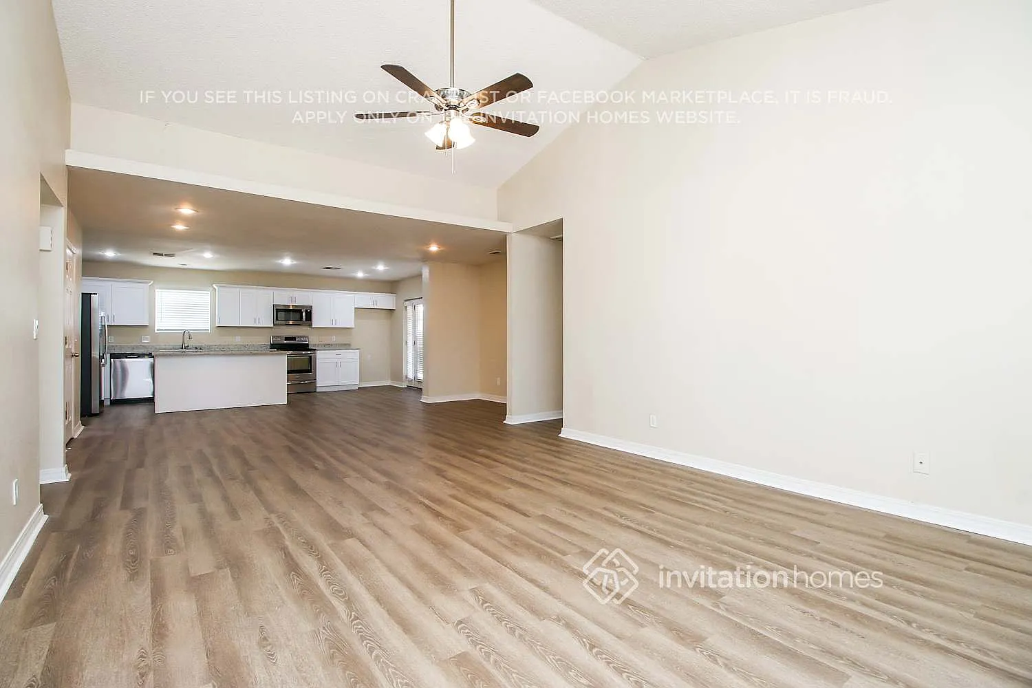 2551 E Diamond Cir Mesa, AZ 85204 — Photo 4